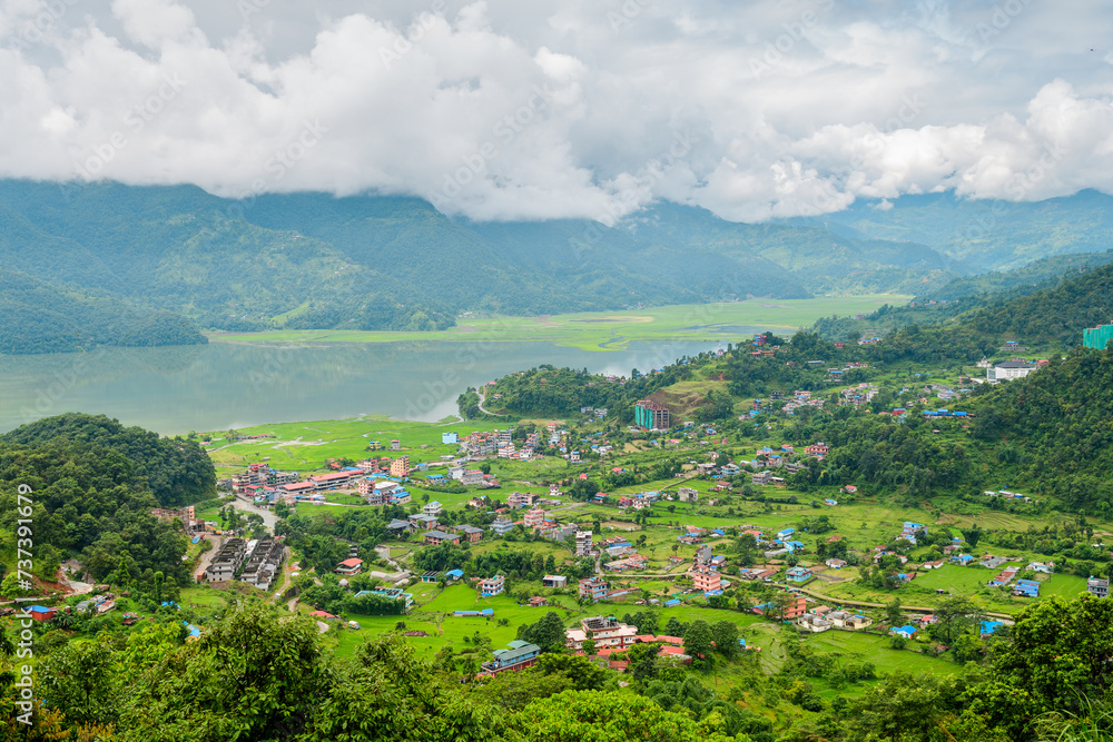Obraz premium panoramic view of pokhara city, nepal