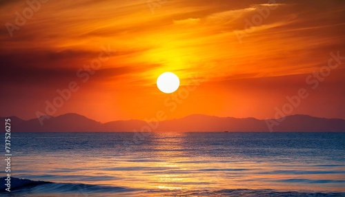 big sun and sea sunset © Sawyer