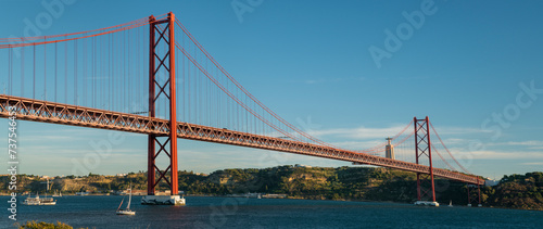 Ponte 25 de Abril, Fluss Tajo, Lissabon, Portugal