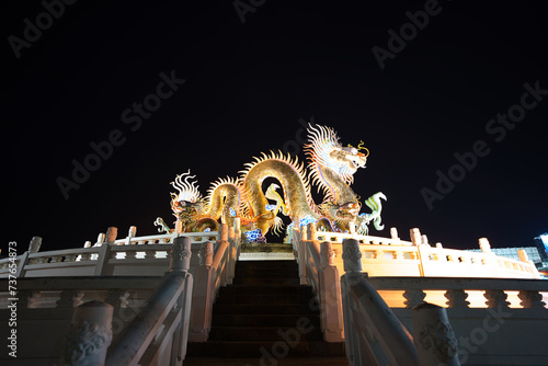 อุทยานสวรรค์ นครสวรรค์ Sawan Park at Nakhon Sawan, Thailand 夜のサワンパーク ナコンサワン・タイ