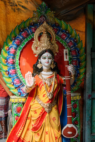 Idol of Goddess Devi Saraswati is in preparation for the upcoming Saraswati Puja at a pottery studio in Kolkata, West Bengal, India. © Sudip Biswas