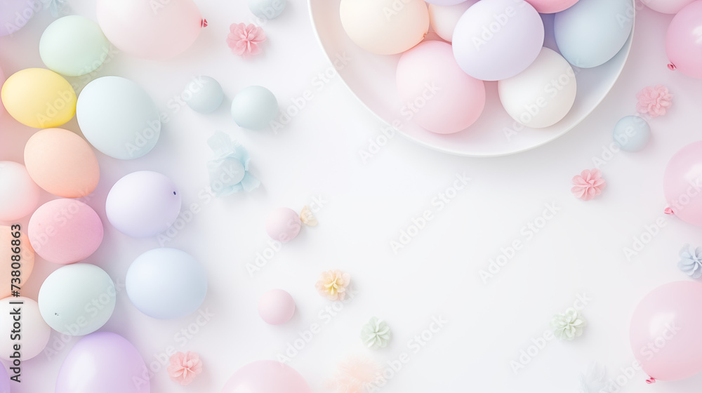 Urodzinowe minimalistyczne jasne tło na życzenia z balonami i dekoracjami - narodziny dziecka - dziewczynki lub chłopca.  - obrazy, fototapety, plakaty 
