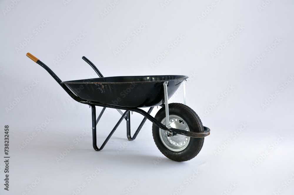 carrinho de ferro para trabalho de construção ou jardinagem carrinho de ferro para trabalho de construção ou jardinagem