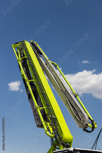 Auto concrete pump truck, advanced technology remote control
