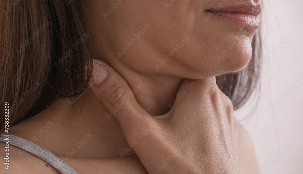 Cervical lymphadenitis of the right side in a woman.