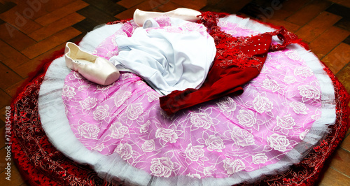 Wallpaper Mural Figurino de Ballet Torontodigital.ca