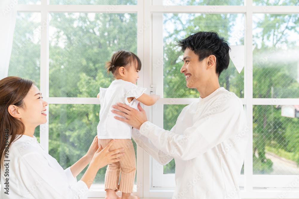 Obraz premium 親娘 3人家族