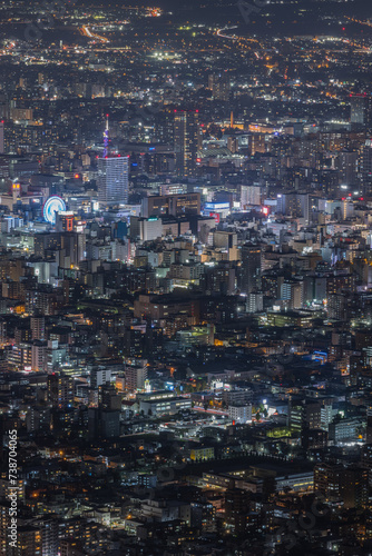 日本　北海道札幌市中央区にある藻岩山山頂展望台からの夜景 © pespiero