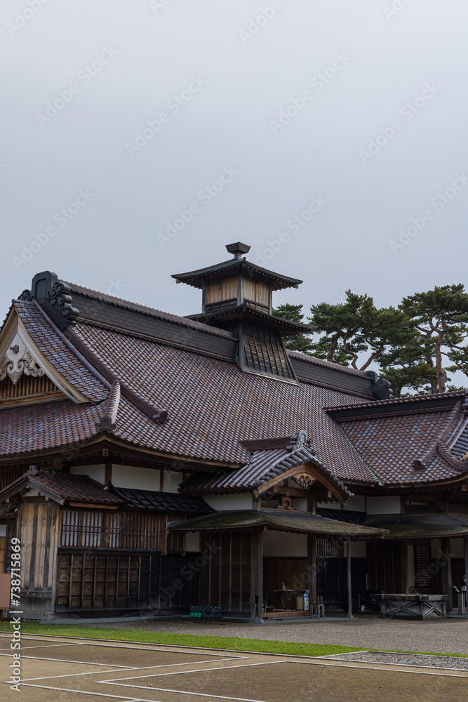 Fototapeta premium 日本 北海道函館市にある五稜郭公園内の箱館奉行所