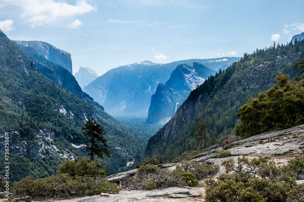 Tunnel View in Yosemite National Park. Touristic famous place and park in California 