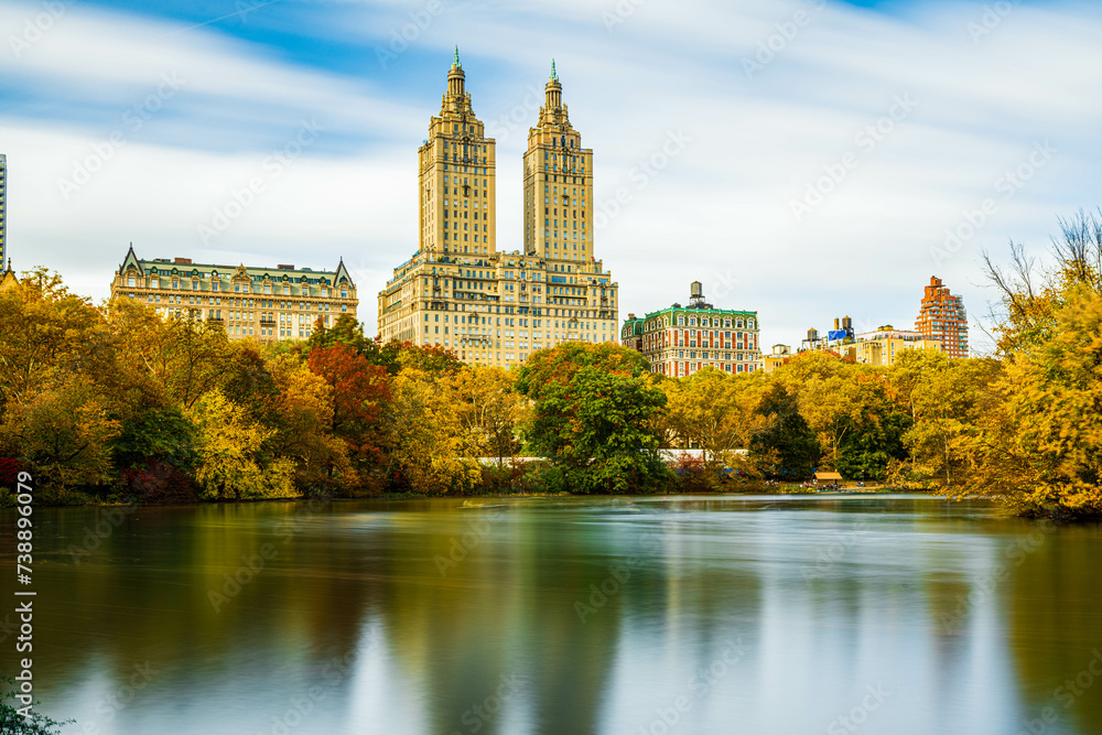 Naklejka premium central park in the fall