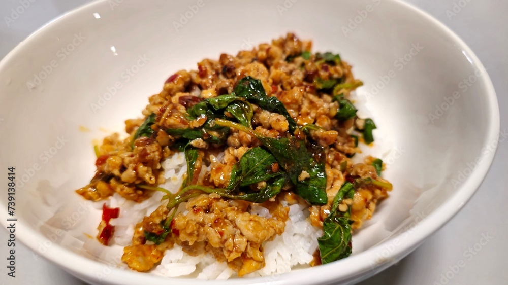 Spicy minced pork with basil and steamed rice