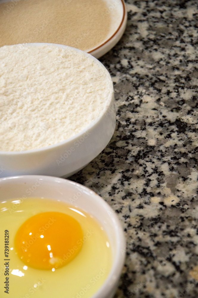 Photo of hamburger bun made with flour, yeast, eggs, salt and water Photo of hamburger bun made with flour, yeast, eggs, salt and water