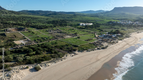 vista aérea de la bonita playa de Bolonia en el municipio de Tarifa, Andalucía  © Antonio ciero