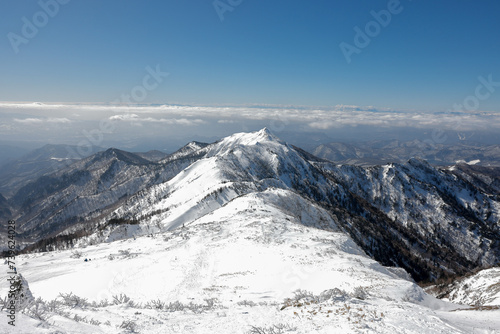 冬の武尊山 © Akemi