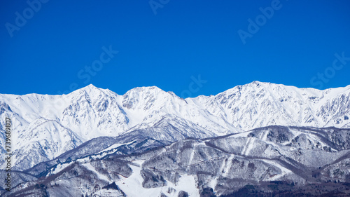 冬の白馬村 冠雪した北アルプス 白馬三山