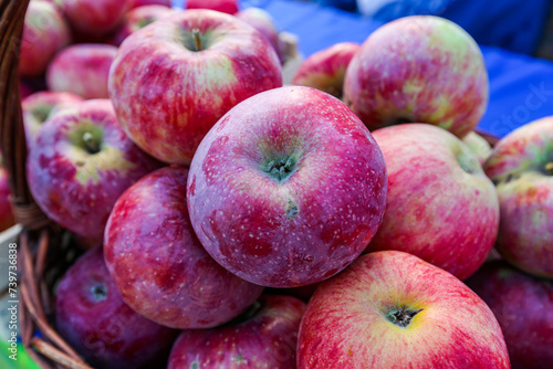 apples Almaty aport remained in the cart photo