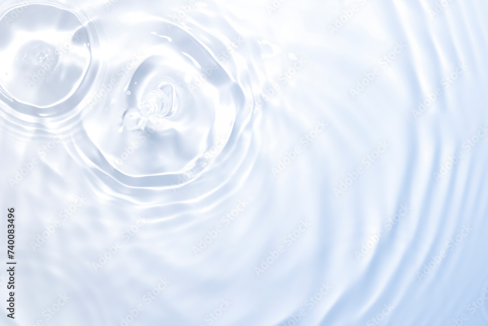The surface of the water is clear, blue, soft and shiny. The surface of the water is clear, blue, soft and shiny.