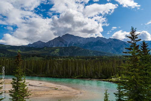 Fototapeta Naklejka Na Ścianę i Meble -  Beautiful Banff National Park Landscape in summer, Alberta, Canada