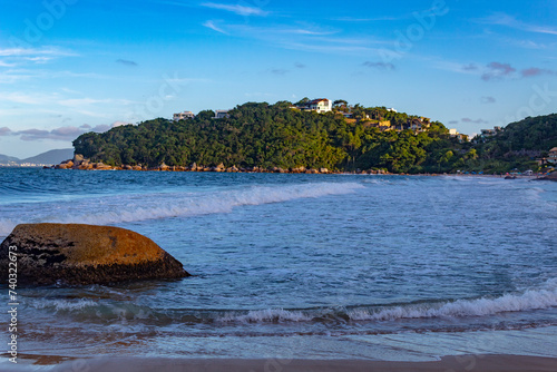 pôr-do-sol na praia das Cordas praia do Defunto cidade de Governador Celso Ramos Santa Catarina 