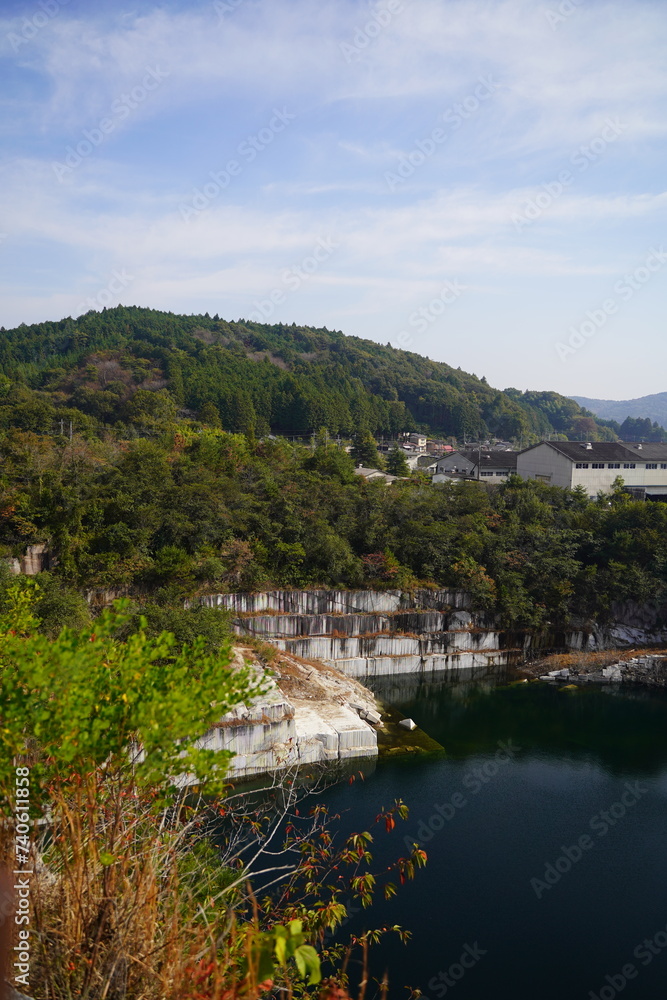 石切山脈（いしぎりさんみゃく）は日本の茨城県笠間市にある日本最大の稲田石の採石場。