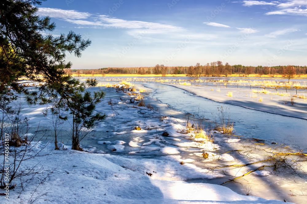 Bajkowe krajobrazy Doliny Górnej Narwi, Podlasie, Polska