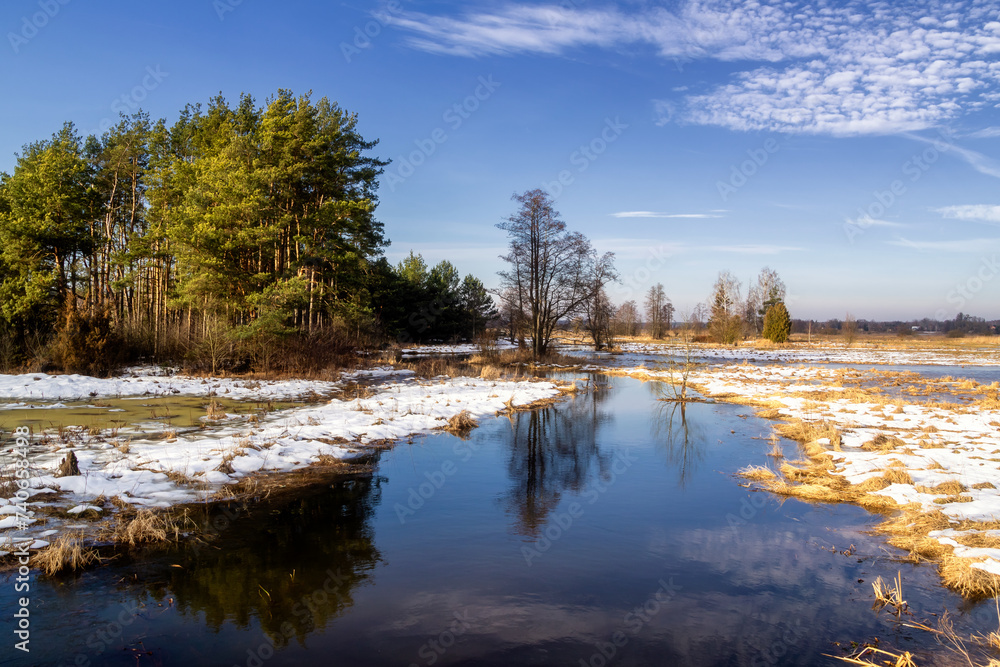 Bajkowe krajobrazy Doliny Górnej Narwi, Podlasie, Polska