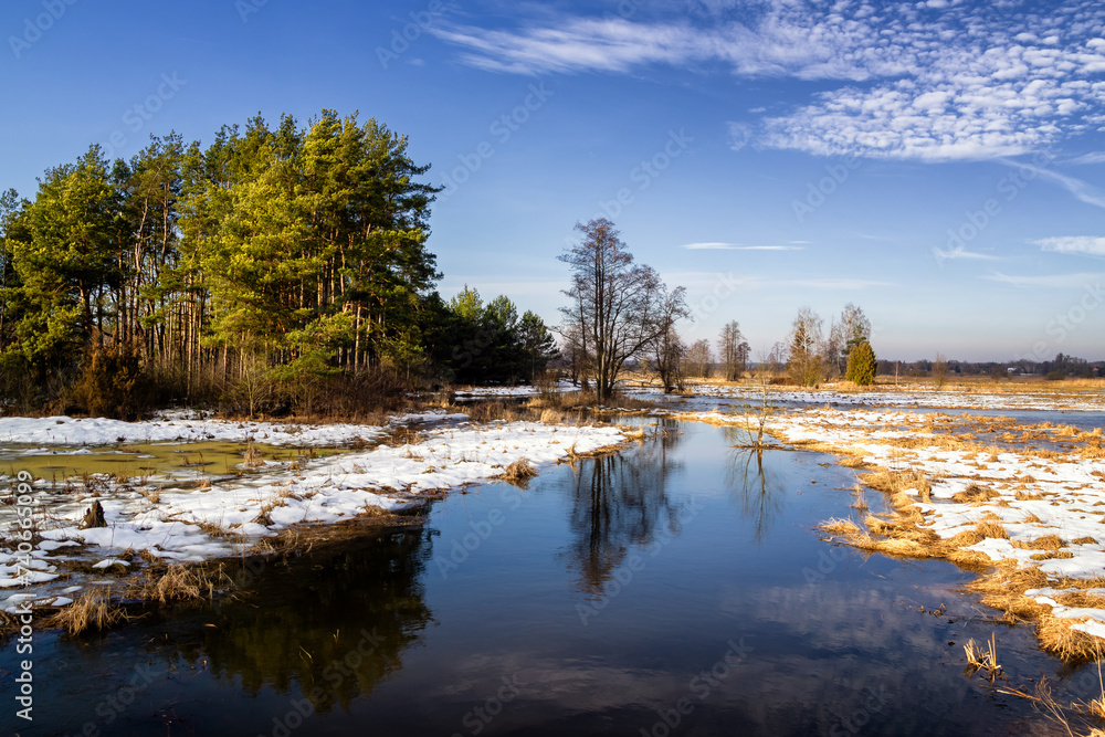 Bajkowe krajobrazy Doliny Górnej Narwi, Podlasie, Polska