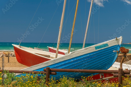 Segelboote am Strand