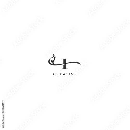 Initial I logo beauty salon spa letter company elegant