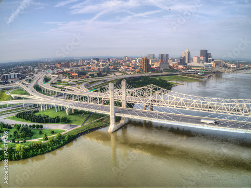 Fotografía Louisville, is a city on the Ohio River border between Kentucky and Indiana