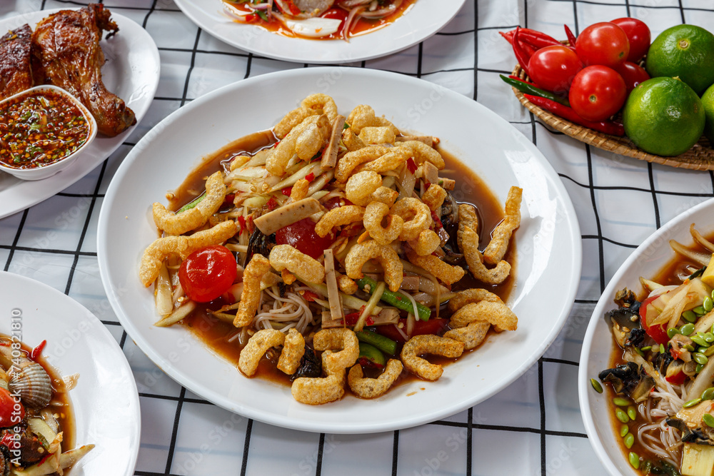 Som Tum with Salted Crab and Fermented Fish.with pork ribs, Delicious ...