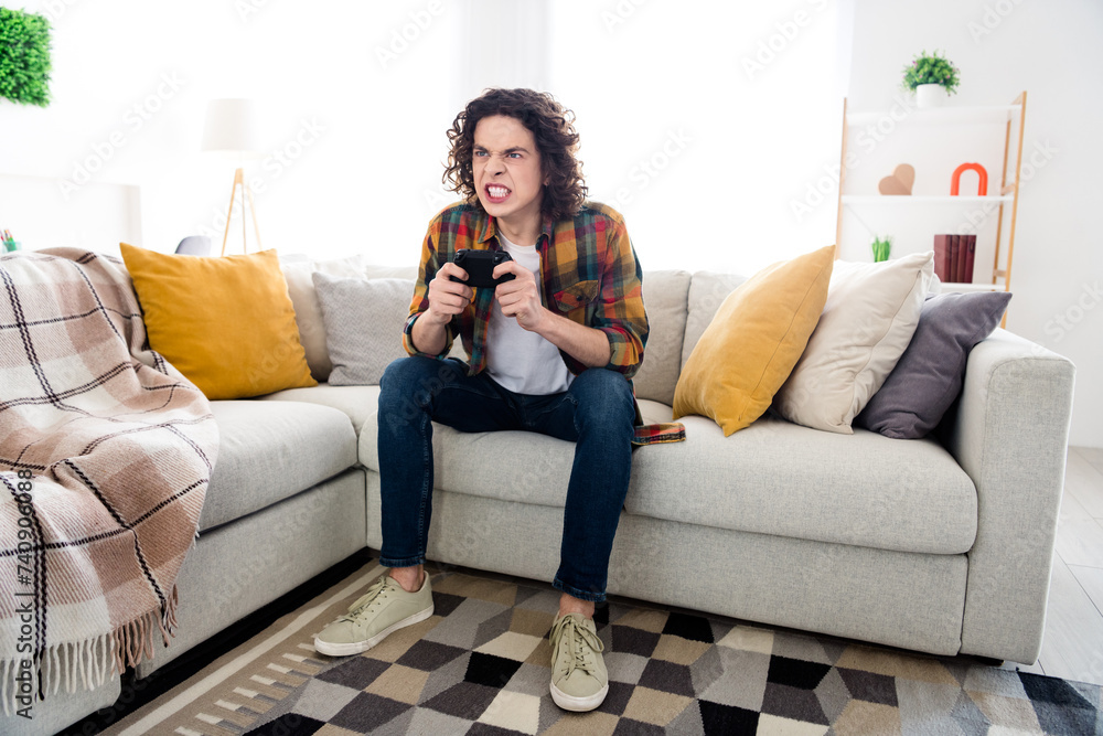 Obraz premium Full length photo of furious funny guy wear plaid shirt loosing playstation game indoors room home house