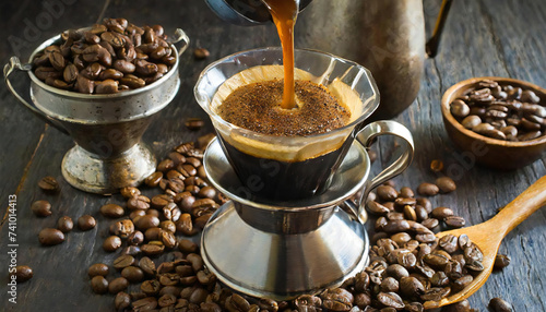 ひきたての珈琲を注ぐイメージ。上からのアングル。ドリップコーヒー。An image of pouring freshly ground coffee. Angle from above. drip coffee.
