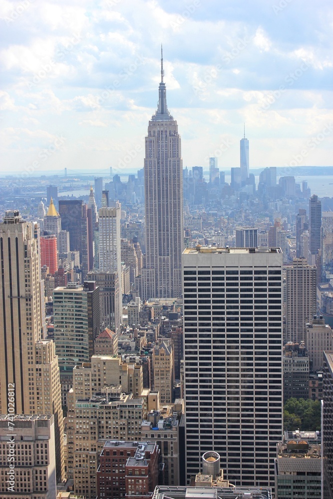 New York City skyline o Empire State Building view 