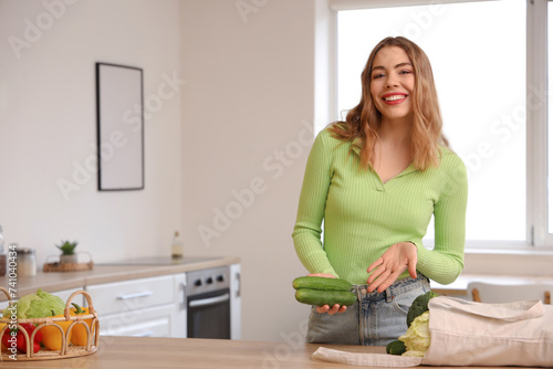 Pretty young woman with fre...