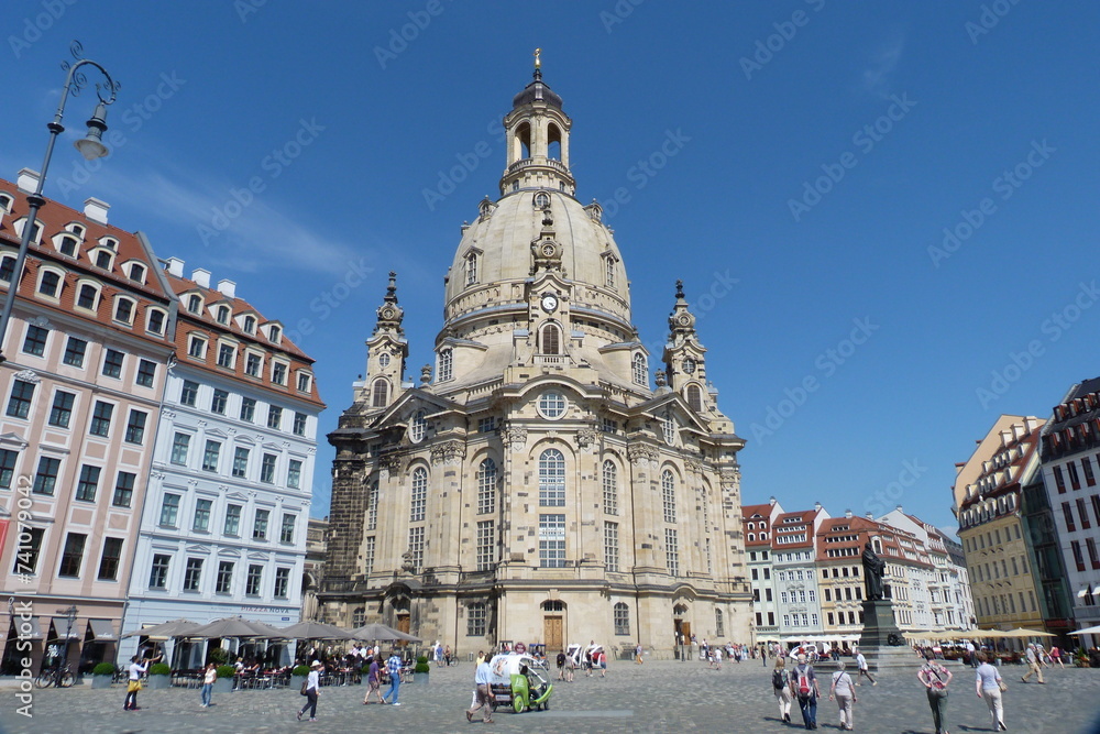 Frauenkirche am Neumarkt in Dresden - obrazy, fototapety, plakaty 