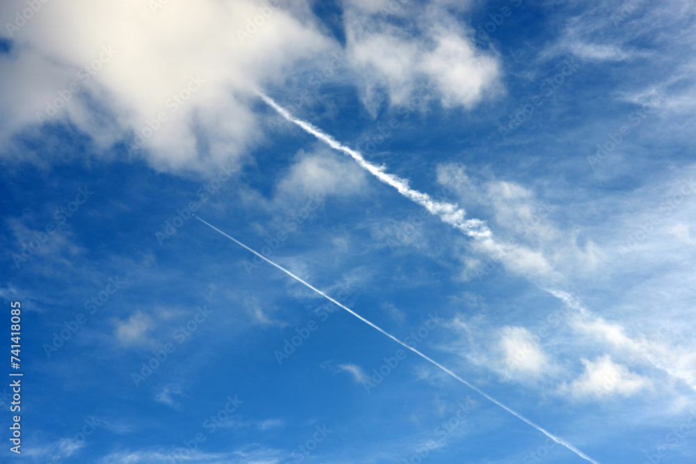 飛行機雲 飛行機雲