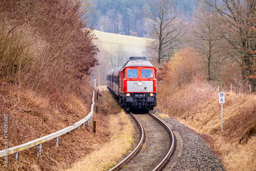 Quadro su tela Der Sonderzug Winterblitz kurz vor der Einfahrt nach Schmalkalden - Thüringen