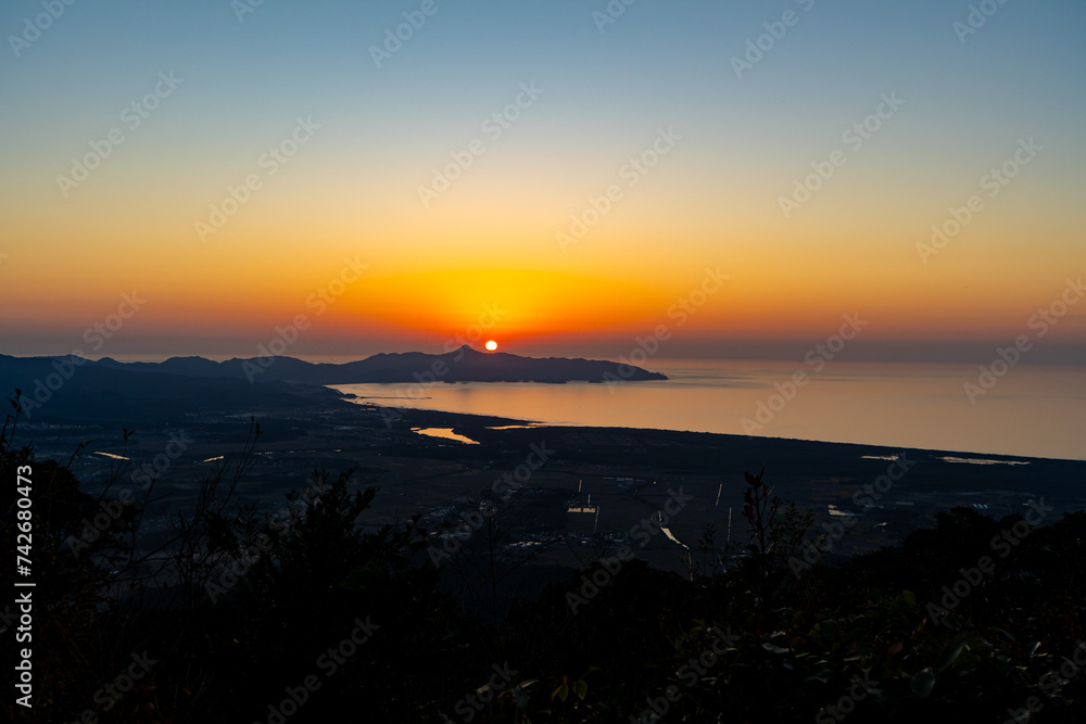 Obraz premium 金峰山山頂から見る夕景（南さつま市）