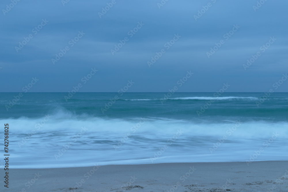 Waves on the sea in cloudy weather