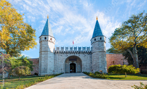 Fotografie Entrance of the Topkapi palace, istanbul, Turkey