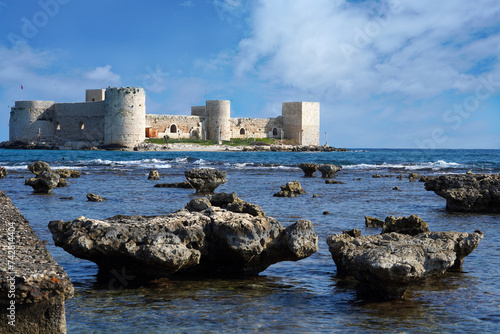 Fototapeta Naklejka Na Ścianę i Meble -  Silifke kız kalesi landscape in mersin turkey