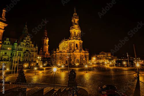 Dresden Georgentor mit Kathedrale Sanctissimae Trinitatis photo