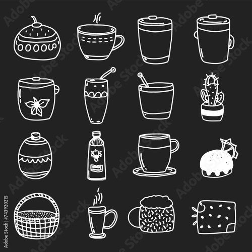 Cute doodle different objects set