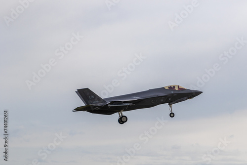 F35 coming into land at RAF Lakenheath with landing gear down 