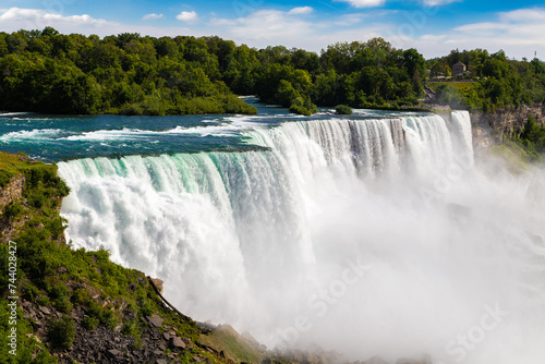 American falls at Niagara falls