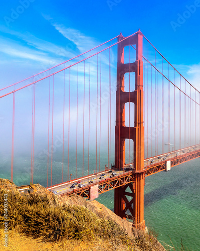 Golden Gate Bridge in San Francisco © Sergii Figurnyi