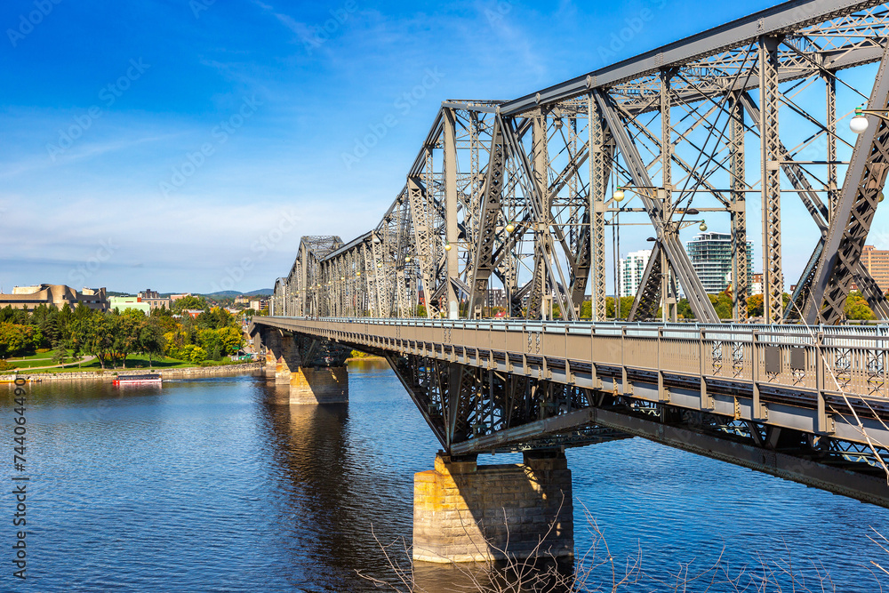 Alexandra Bridge in Ottawa Alexandra Bridge in Ottawa