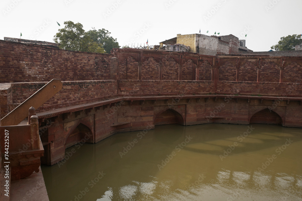 Naklejka premium Agra, Uttar Pradesh / India - February 7, 2012 : Sufi Royal Well near Buland Darwaja in Fatehpur Sikri, Agra.